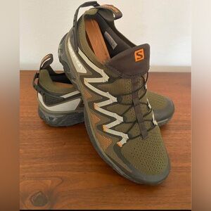 *SOLD* salomon men 10.5